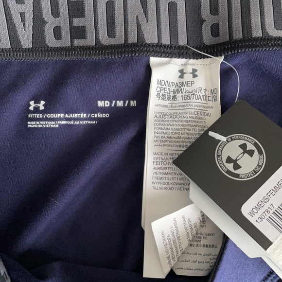 NWT Under Armour Capri pants medium - Picture 4 of 5